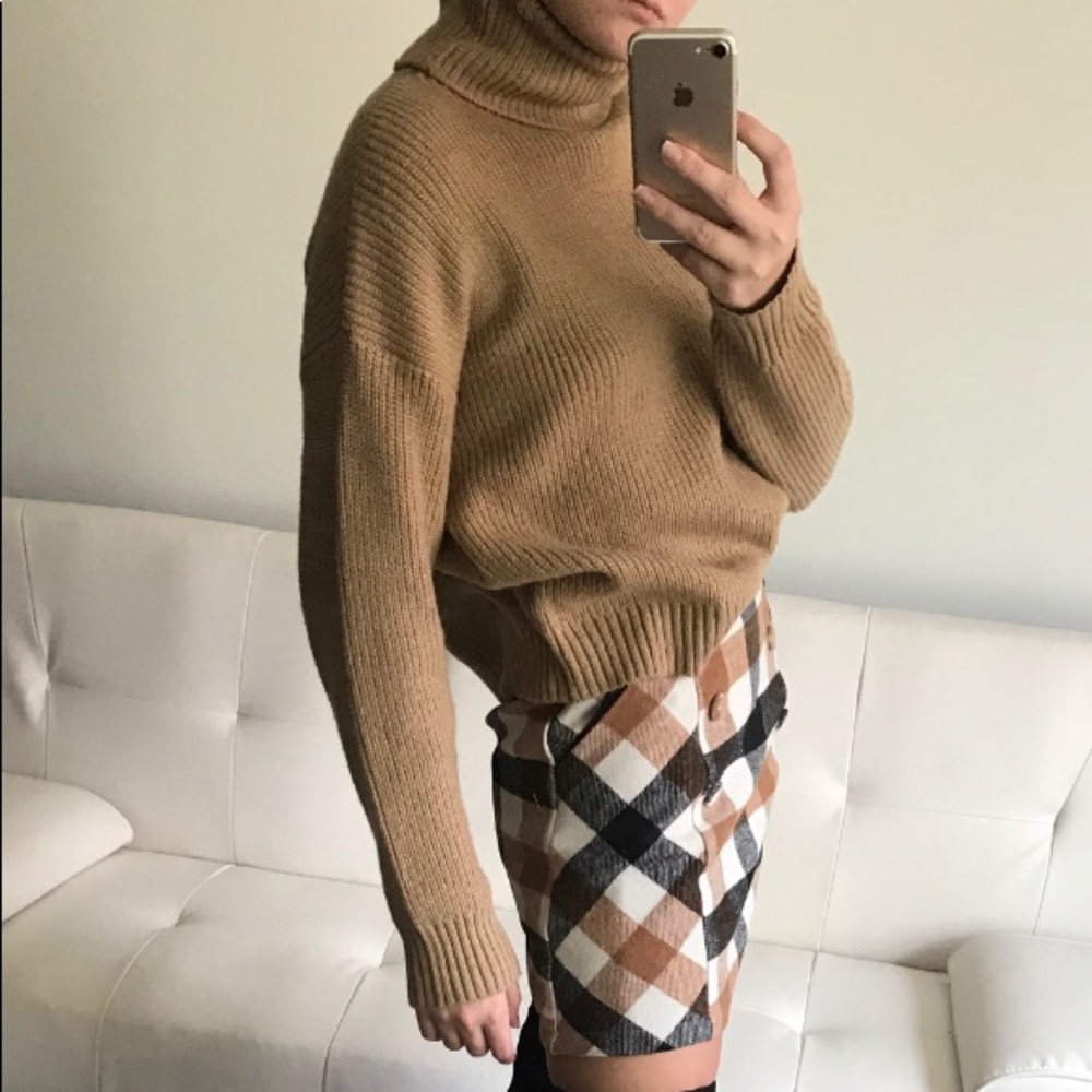 Brown turtleneck sweater